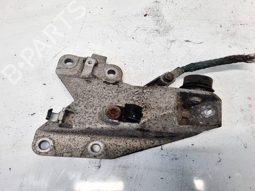 Used Support Support BMW 3 (E90) 325 i (218 hp) 33445365 33445365