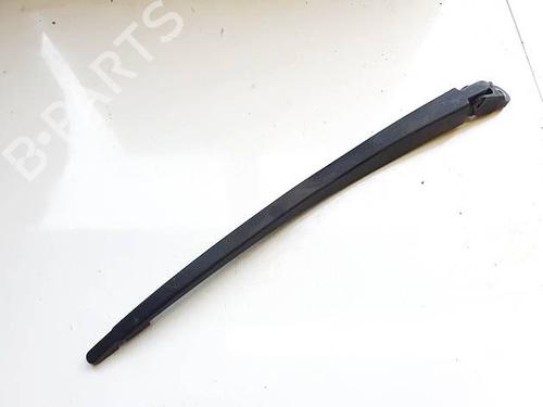 Used Rear windshield wiper arm Rear windshield wiper arm 36828989 36828989
