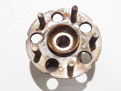 Used Right rear steering knuckle Right rear steering knuckle HONDA CR-V III (RE_) 2.0 i-VTEC (RE5, RE1) (150 hp) 35553697 35553697