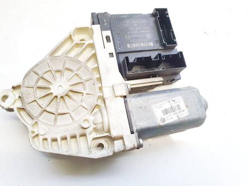 Left front window motor VW PASSAT B6 (3C2) 2.0 TDI | BP35189921E21 - Image 2