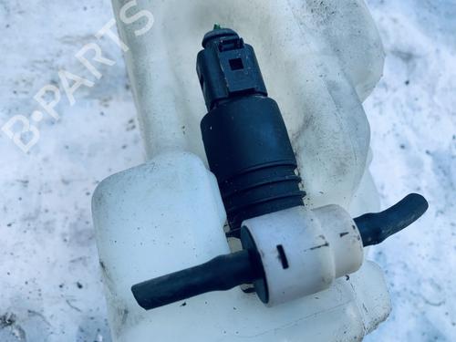 Used Washer pump Washer pump 35595403 35595403