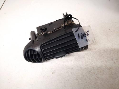 air-vent-mercedes-benz-c-class-w203-2000-2001-2002-2003-2004-2005-2006-2007-32928746 main image