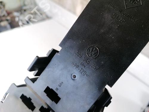 Lamp holder VW PASSAT B5 Variant (3B5) 1.9 TDI | BP35590009L10 - Image 3