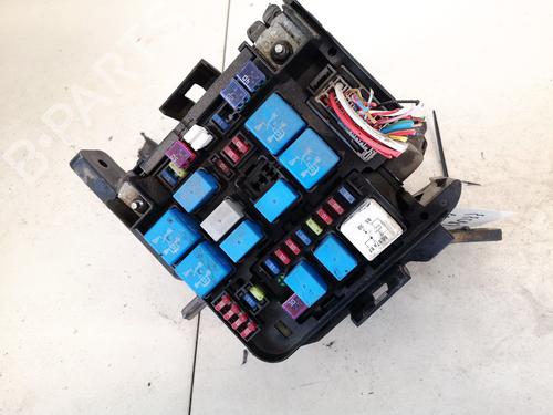 Used Fuse box Fuse box HYUNDAI i30 Estate (FD) 1.6 CRDi (116 hp) 32911085 32911085