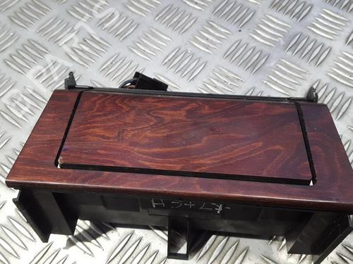 Used Ashtray Ashtray MERCEDES-BENZ C-CLASS (W202) C 220 CDI (202.133) (125 hp) 35705285 35705285
