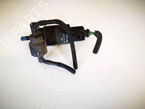 Used Washer pump Washer pump 34972330 34972330