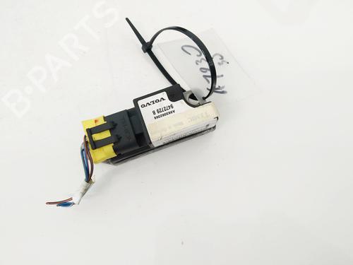 Used Electronic module Electronic module VOLVO V70 I (875, 876) 2.5 TDI (140 hp) 32885141 32885141