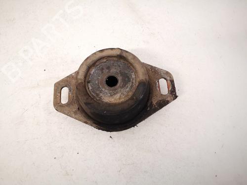 Used Engine mount Engine mount CITROËN XSARA (N1) 1.9 D (68 hp) 32898844 32898844