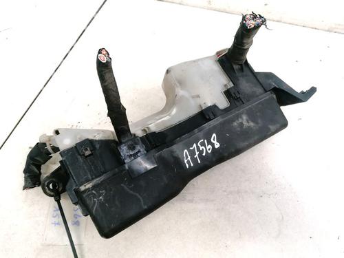 fuse-box-toyota-avensis-_t25_-2003-2004-2005-2006-2007-2008-32889859 main image