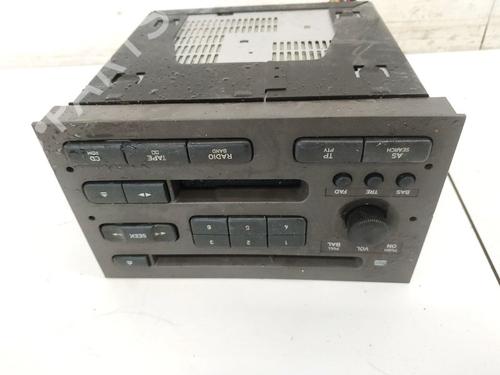 Used Radio Radio 35445744 35445744