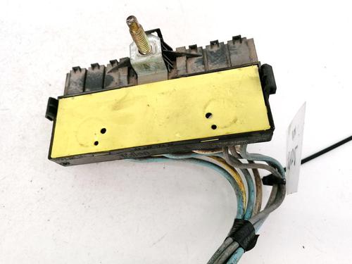 Fuse box PEUGEOT 407 (6D_) 1.6 HDi 110 (6D9HZC, 6D9HYC) | BP32915978E1 - Image 3