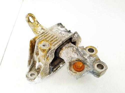 Used Engine mount Engine mount OPEL ASTRA J (P10) 1.7 CDTI (68) (110 hp) 32579154 32579154