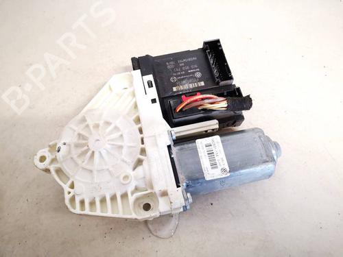 Left front window motor VW PASSAT B6 (3C2) 2.0 TDI | BP35329931E21 - Image 2
