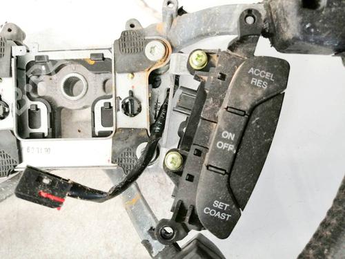 Steering wheel controls CHEVROLET CAPTIVA (C100, C140) 2.0 D 4WD | BP35017579E15 - Image 2