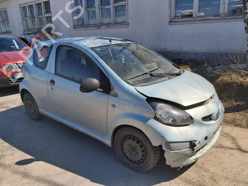 Used Parts TOYOTA AYGO (_B1_) 1.0 (KGB10_, KGB10R) 4527596