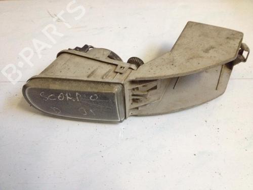 Used Left front fog light Left front fog light 35663465 35663465