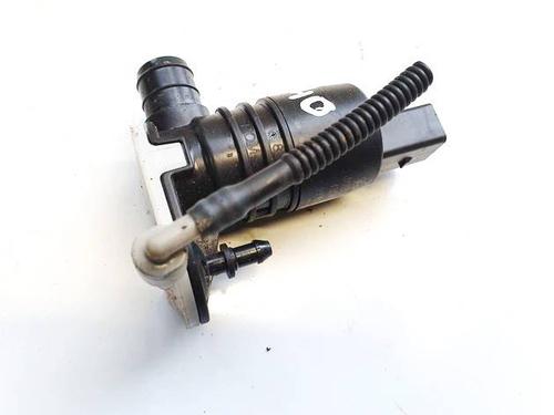 Used Washer pump Washer pump 38574975 38574975