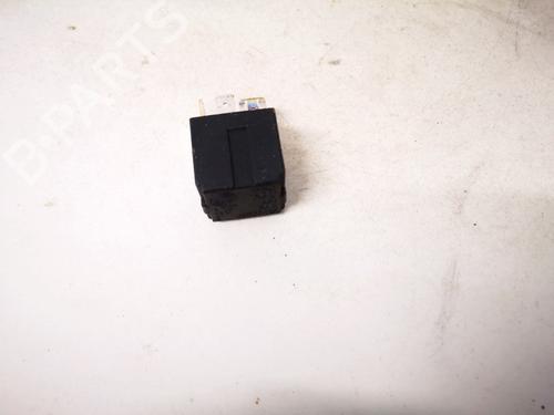 Used Electronic sensor Electronic sensor ALFA ROMEO 147 (937_) 1.6 16V T.SPARK ECO (937.AXA1A, 937.BXA1A) (105 hp) 33082114 33082114