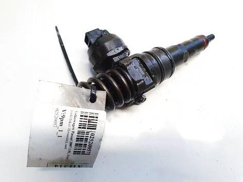 Injector VW PASSAT B6 (3C2) 1.9 TDI | BP34963520M100 - Image 2