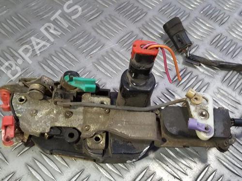 Used Front right lock Front right lock CHRYSLER VOYAGER II (ES) 2.5 TD (116 hp) 35677572 35677572