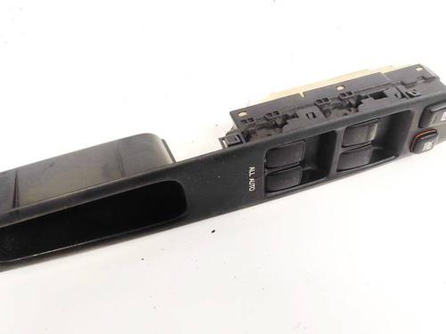 Used Switch Switch TOYOTA AVENSIS VERSO (_M2_) 2.0 D (CLM20_, CLM20R) (116 hp) 32939448 32939448