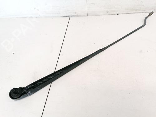 Used Front windshield wiper arm Front windshield wiper arm 32875718 32875718