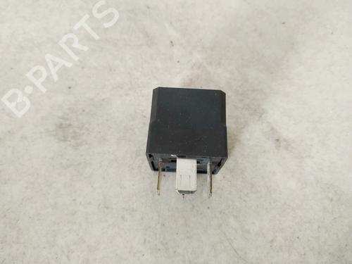 Used Electronic sensor Electronic sensor OPEL ZAFIRA / ZAFIRA FAMILY B (A05) 1.9 CDTI (M75) (150 hp) 33080162 33080162