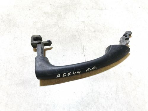 front-right-exterior-door-handle-mercedes-benz-c-class-w203-2000-2001-2002-2003-2004-2005-2006-2007-35874204 main image