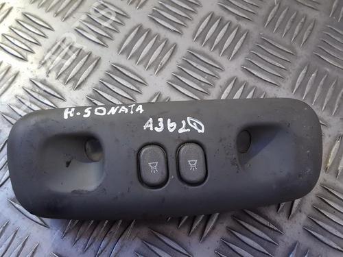Used Interior roof light Interior roof light HYUNDAI SONATA III (Y-3) 2.0 i (95 hp) 35673289 35673289