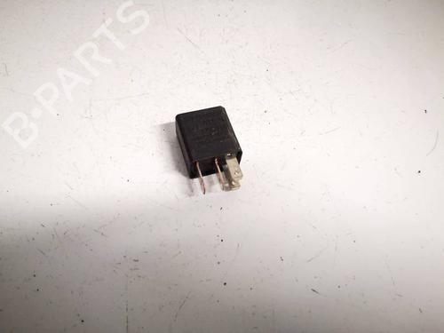 Used Electronic sensor Electronic sensor OPEL ASTRA G Hatchback (T98) 1.7 DTI 16V (F08, F48) (75 hp) 32619315 32619315