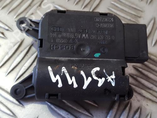 Used Electronic module Electronic module VW TOURAN (1T1, 1T2) 1.9 TDI (100 hp) 33496207 33496207