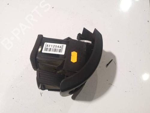 Used Air vent Air vent OPEL ZAFIRA A MPV (T98) 2.0 DTI 16V (F75) (101 hp) 33751505 33751505