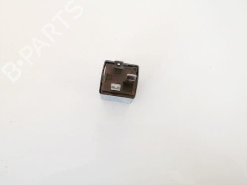Electronic sensor VW GOLF V (1K1) 1.9 TDI | BP33065147M84 - Image 2