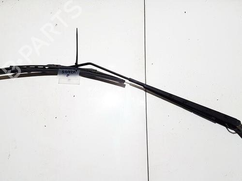 Used Front windshield wiper arm Front windshield wiper arm MAZDA DEMIO (DW) 1.3 16V (DW3W, DW19) (63 hp) 33104876 33104876