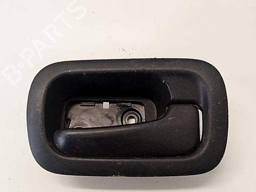 Used Front right interior door handle Front right interior door handle HONDA CR-V II (RD_) 2.0 (RD5) (150 hp) 34772322 34772322