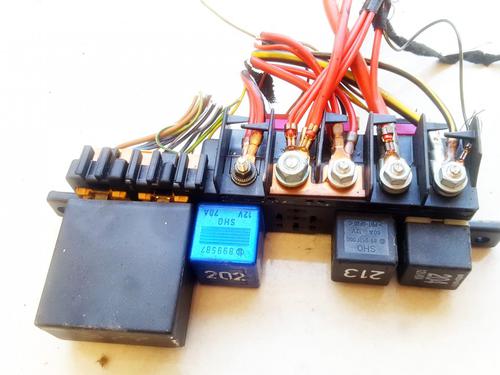 Used Fuse box Fuse box AUDI A6 C5 (4B2, 4B4) 2.5 TDI (150 hp) 33526292 33526292
