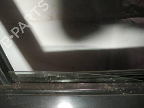 Used Front right door window Front right door window 35176892 35176892