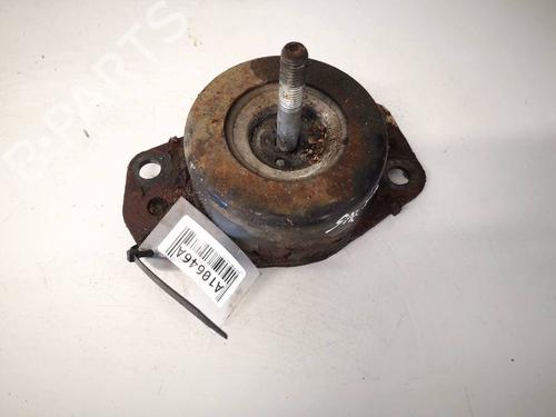 Used Engine mount Engine mount OPEL MOVANO A Bus (X70) 2.5 D (JD) (80 hp) 33895319 33895319