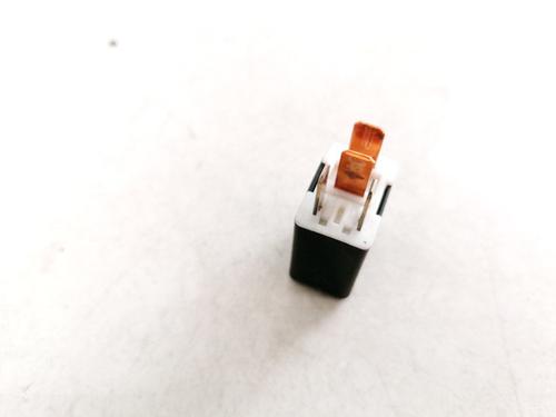 Electronic sensor MAZDA 6 Saloon (GG) 2.0 (GGEP, GG10) | BP33079843M84 - Image 2