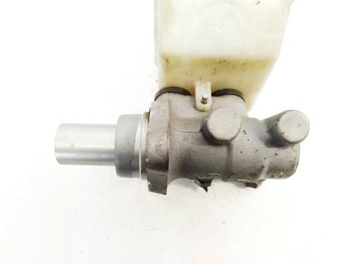Used Brake master cylinder Brake master cylinder JAGUAR XF I (X250) 2.2 D (190 hp) 40274934 40274934