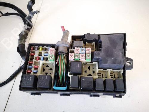 Used Fuse box Fuse box VOLVO V50 (545) 2.0 D (136 hp) 32950770 32950770