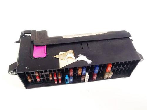 Used Fuse box Fuse box 32621935 32621935