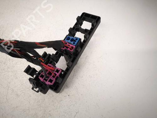 Fuse box VW PASSAT B6 (3C2) 2.0 TDI | BP36368472E1 - Image 2