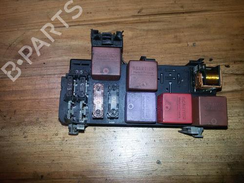Used Fuse box Fuse box RENAULT MEGANE Scenic (JA0/1_) 1.9 dT (JA0Y) (94 hp) 33508112 33508112
