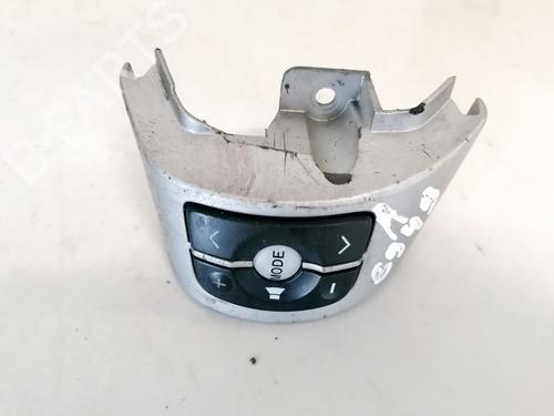 steering-wheel-controls-toyota-yaris-_p9_-2005-2006-2007-2008-2009-2010-2011-2012-2013-2014-35543820 main image