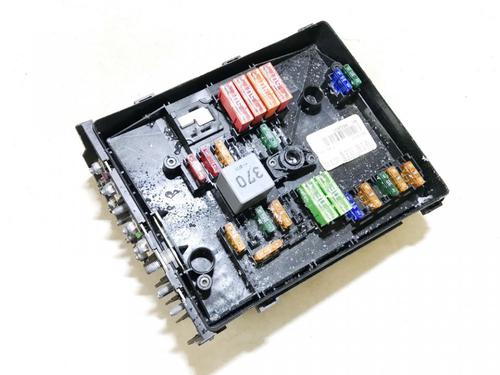 Used Fuse box Fuse box VW JETTA III (1K2) 2.0 TDI (140 hp) 33064308 33064308