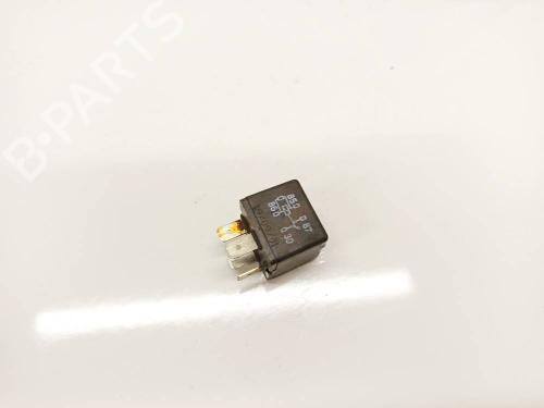 Used Electronic sensor Electronic sensor AUDI A6 C5 (4B2, 4B4) 2.5 TDI (155 hp) 40556048 40556048