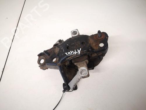 Used Engine mount Engine mount SEAT CORDOBA (6L2) 1.4 16V (75 hp) 32888241 32888241