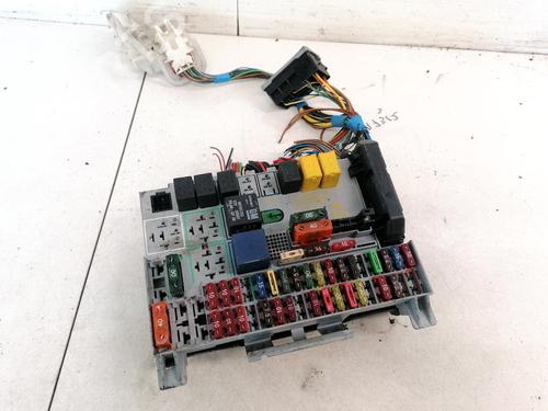 Used Fuse box Fuse box OPEL ASTRA G Hatchback (T98) 1.7 TD (F08, F48) (68 hp) 32884679 32884679