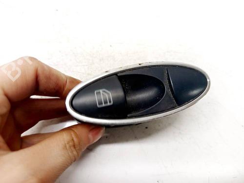 Used Switch Switch MERCEDES-BENZ E-CLASS (W211) E 270 CDI (211.016) (177 hp) 33895523 33895523